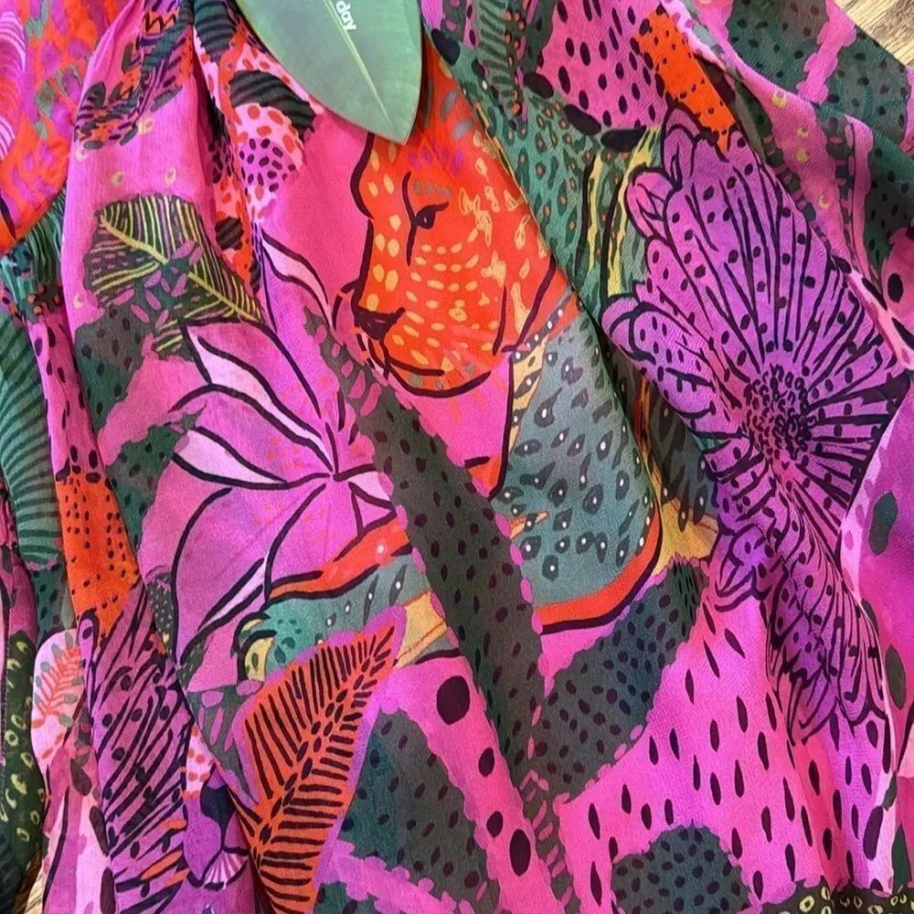 FARM Rio
Cool Leopards Maxi Dress - Picture 8 of 11